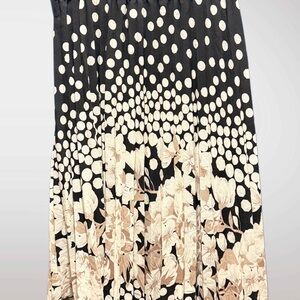 Metro Wear Black and Cream Maxi Skirt